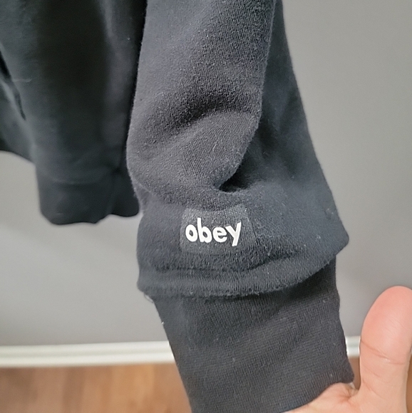 Obey Hoodie L Black Graphic Print Fleece Love Is The Cure Logo Pullover - Picture 4 of 7